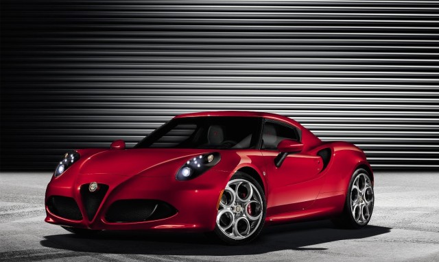Alfa Romeo 4C  2013-3.jpg